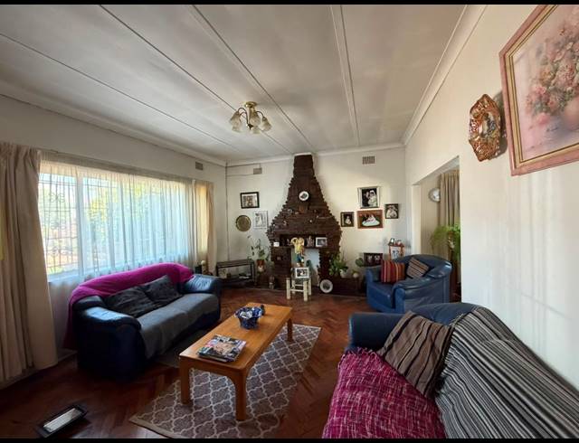 3 BEDROOM HOUSE FOR SALE IN REWLATCH
